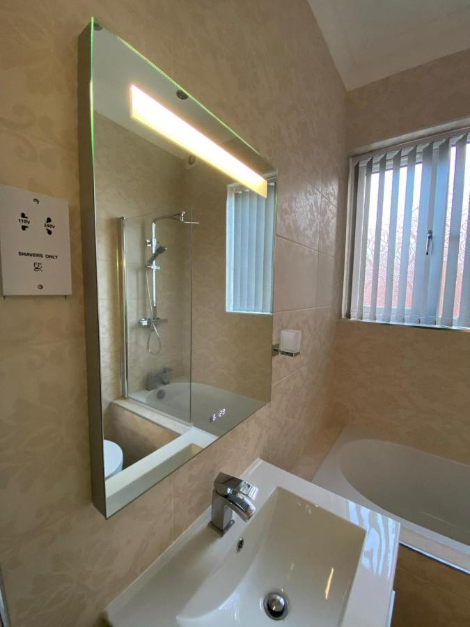 Luxury Apartment Apt5 Wolverhampton Kültér fotó