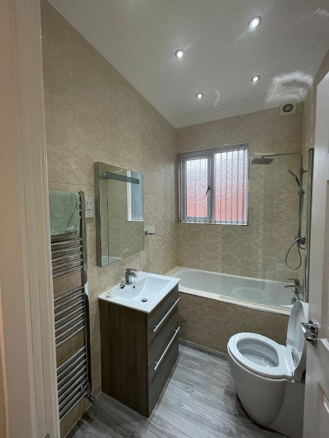 Luxury Apartment Apt5 Wolverhampton Kültér fotó